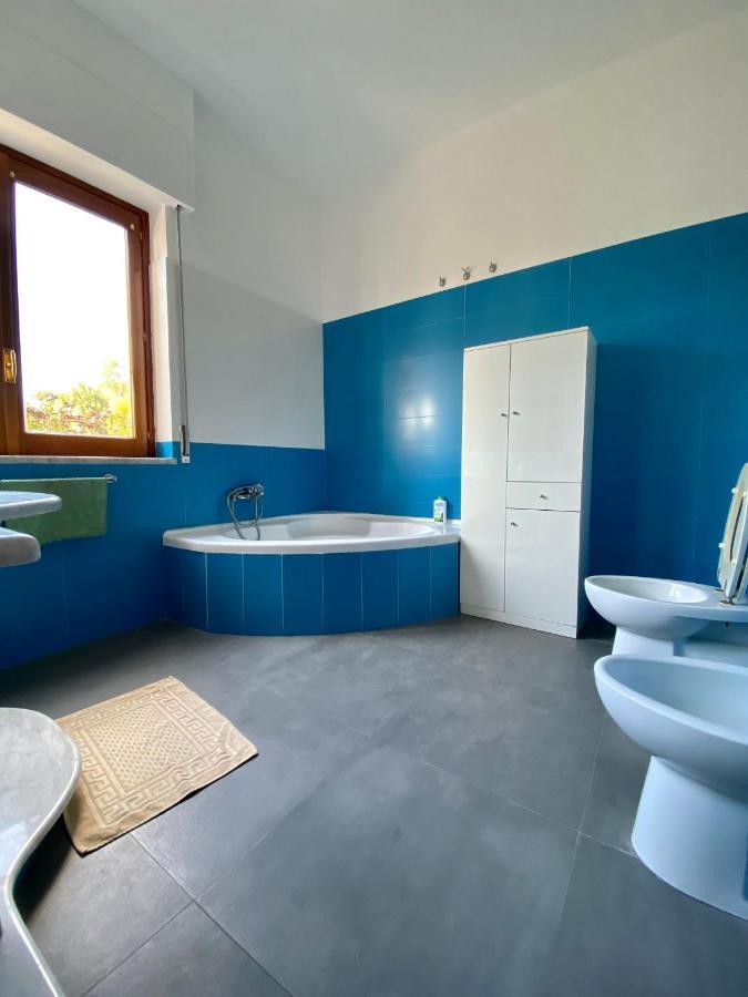 Casa Vacanze Eden Aci Castello Exterior foto